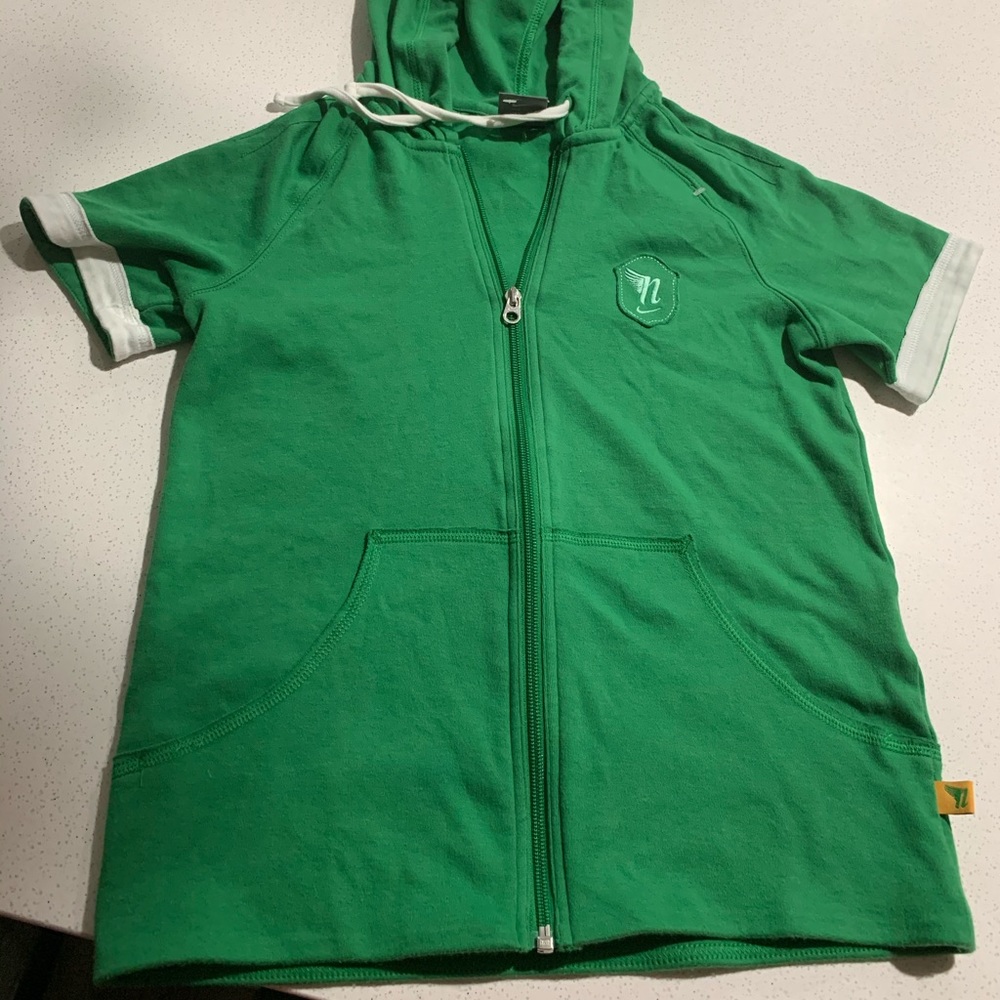 Nike zip up !